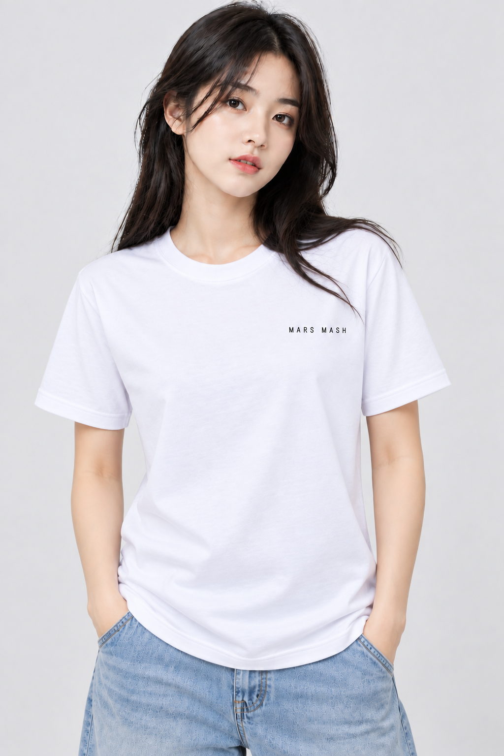 Minimalist T-Shirt | Small Logo Casual Tee | Mars Mash